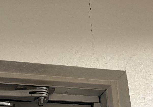 クロスのクラック箇所の写真